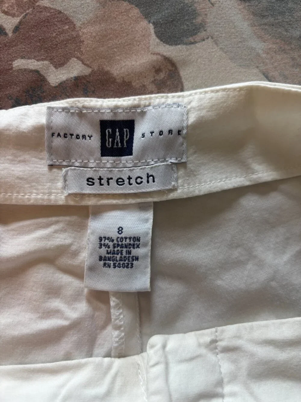 Vintage GAP Factory Cropped Solid White Pants w/ Stretch Size 8